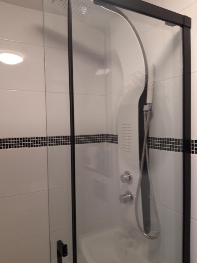Apartament Wika Warszawa Exteriör bild
