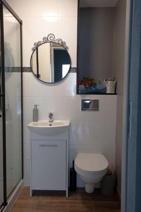 Apartament Wika Warszawa Exteriör bild